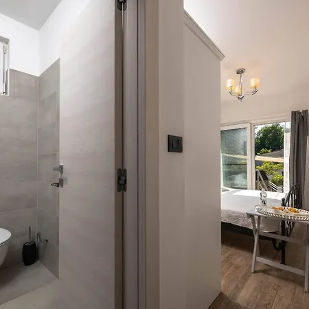 Villa La With Stalactite Cave And Pool Bar