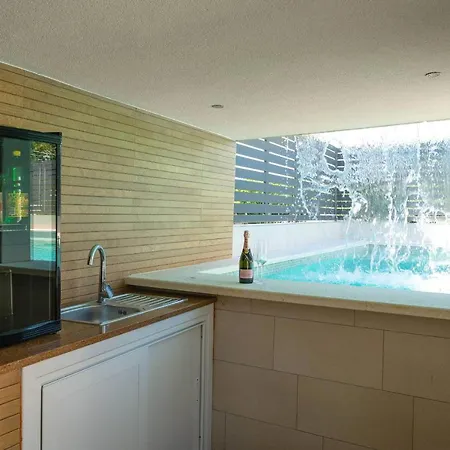 La With Stalactite Cave And Pool Bar Pula