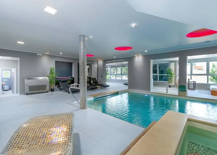 La With Stalactite Cave And Pool Bar Вилла